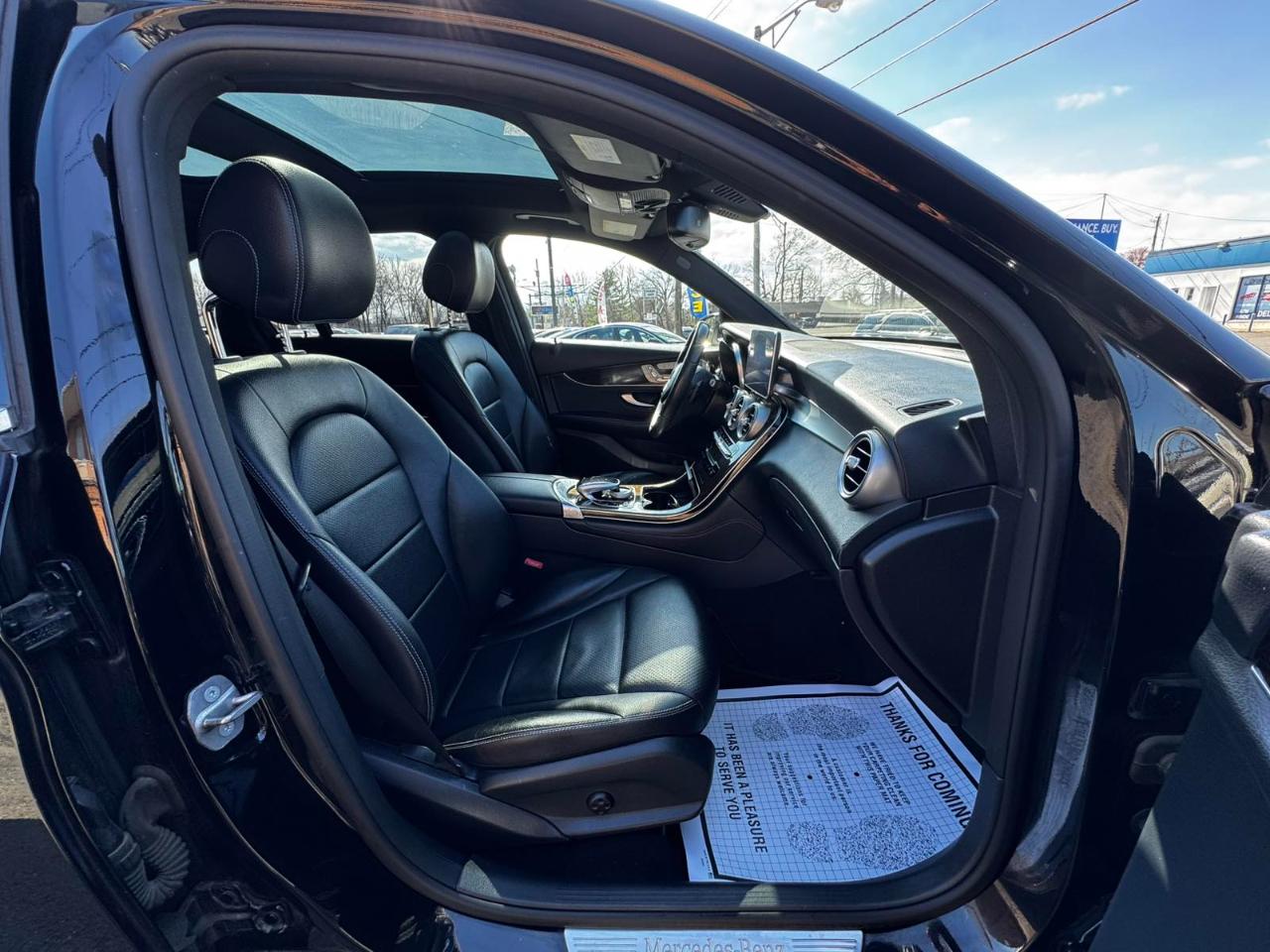 Mercedes-Benz GLC GLC 300 4MATIC SUV 2017