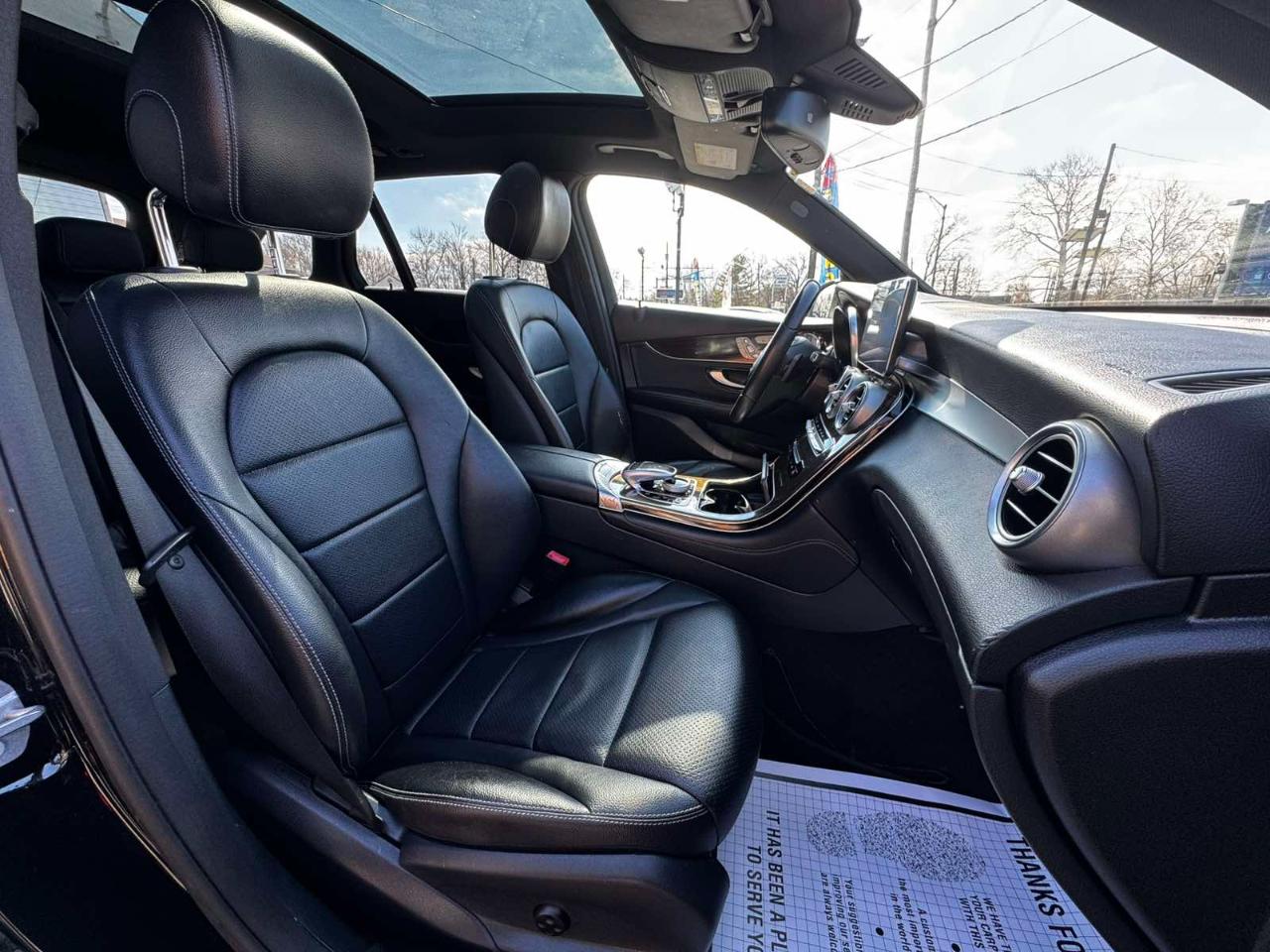 Mercedes-Benz GLC GLC 300 4MATIC SUV 2017