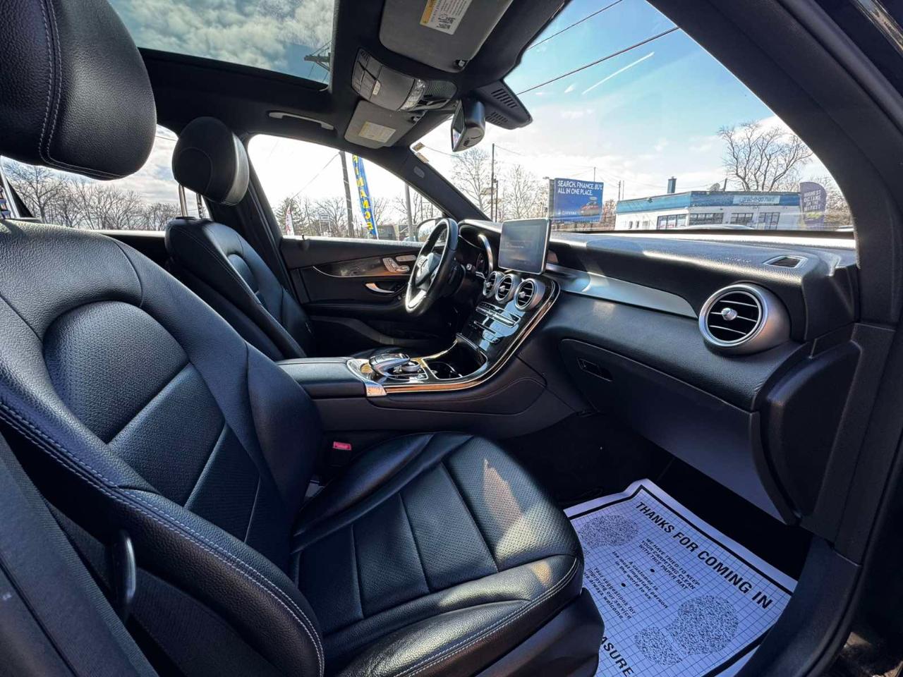 Mercedes-Benz GLC GLC 300 4MATIC SUV 2017