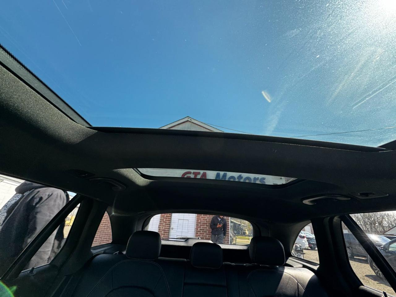 Mercedes-Benz GLC GLC 300 4MATIC SUV 2017