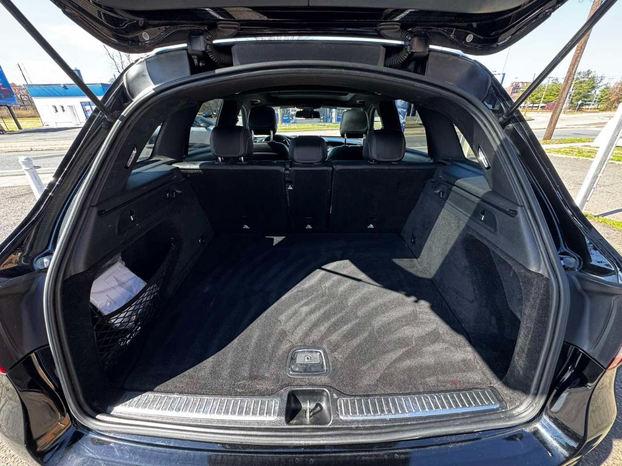 Mercedes-Benz GLC GLC 300 4MATIC SUV 2017