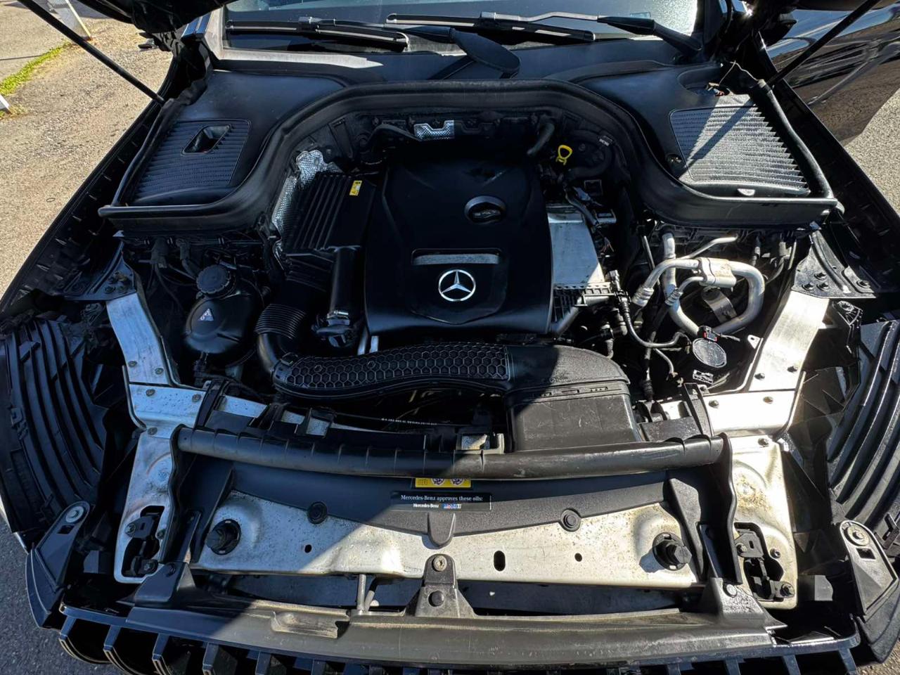 Mercedes-Benz GLC GLC 300 4MATIC SUV 2017