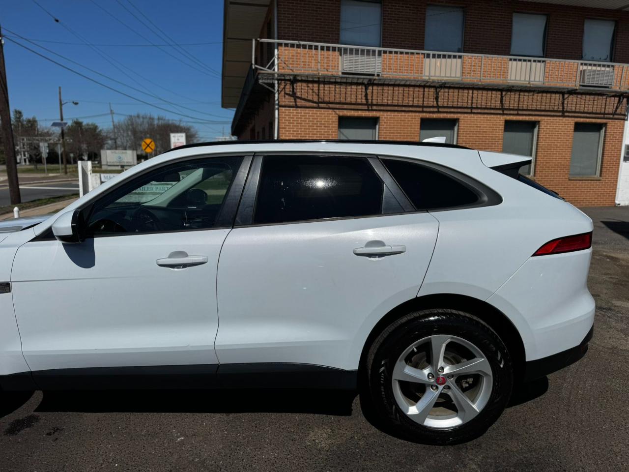 Jaguar F-Pace 25t Premium AWD 2018