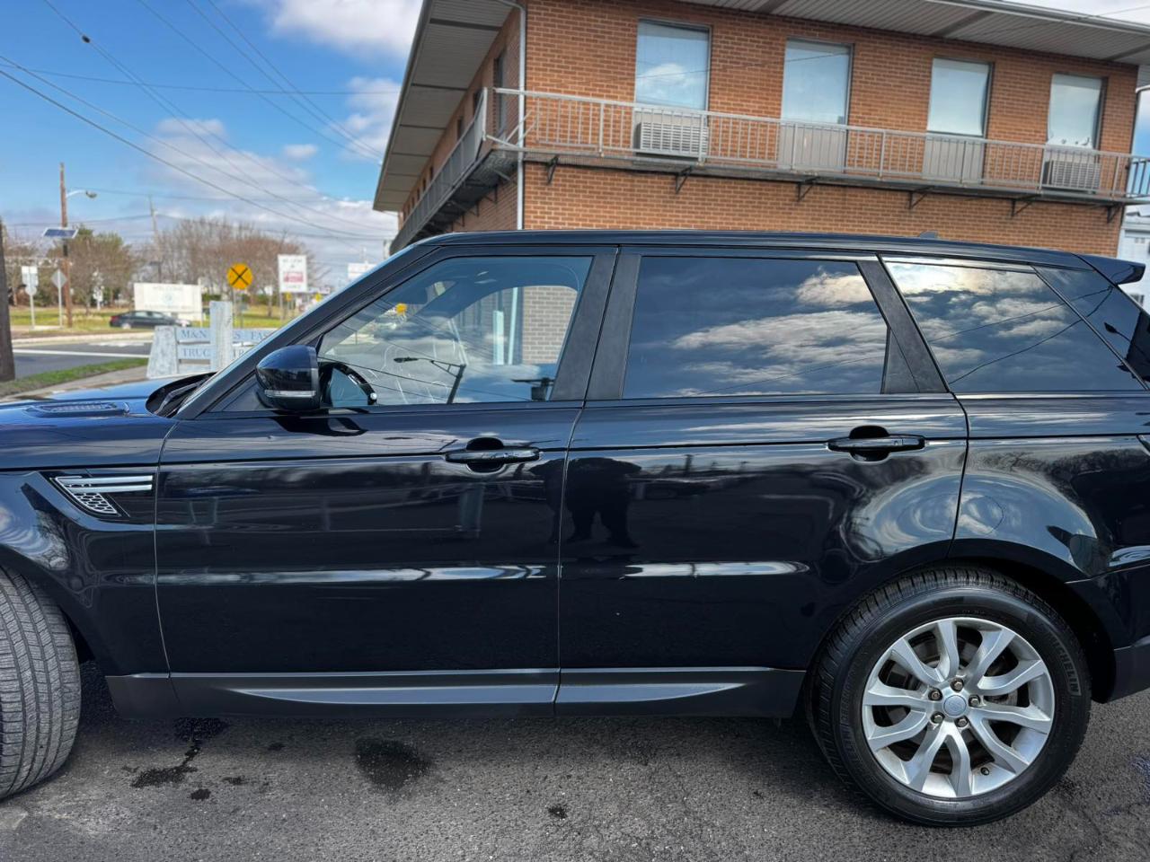 Land Rover Range Rover Sport 4WD 4dr V6 Diesel HSE 2016