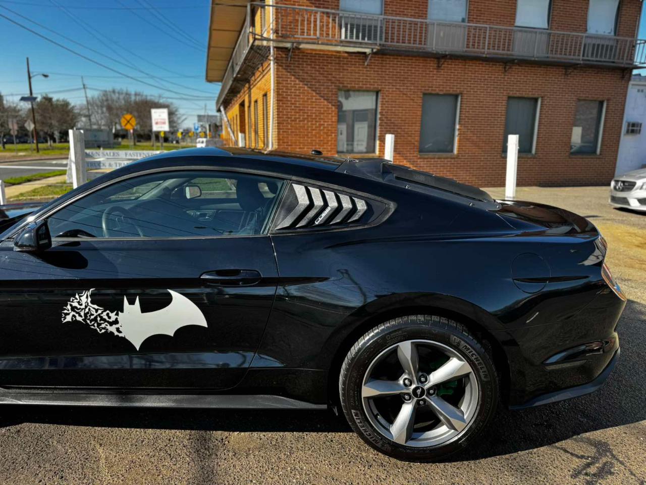 Ford Mustang 2dr Fastback EcoBoost 2015