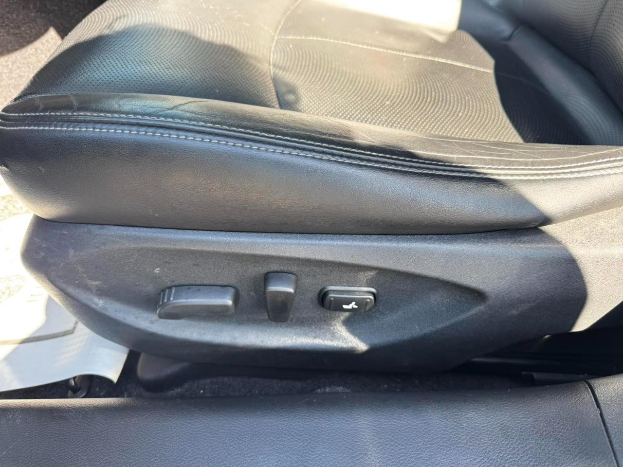 Infiniti Q50 4dr Sdn Premium AWD 2014