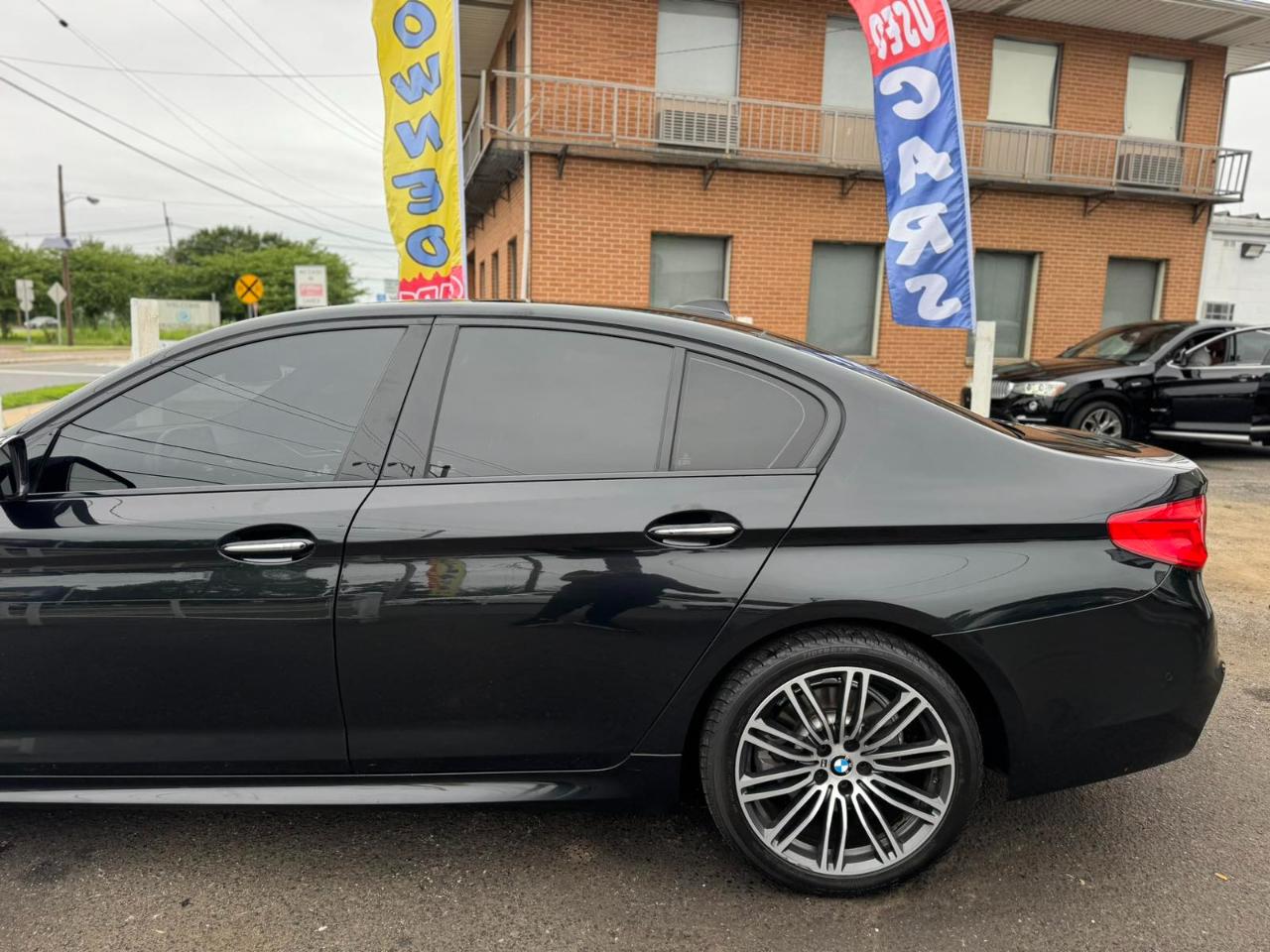 BMW 5 Series 530i xDrive Sedan 2017