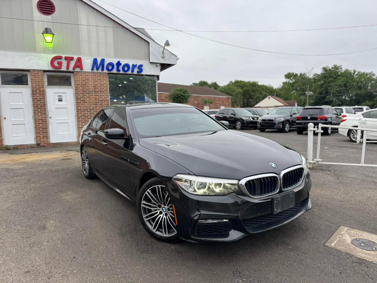 BMW 5 Series 530i xDrive Sedan 2017