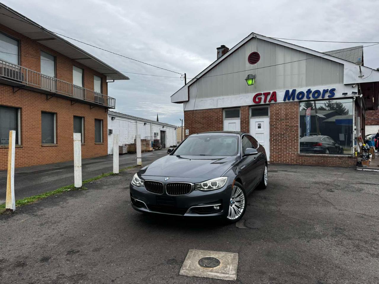 BMW 3 Series Gran Turismo 5dr 335i xDrive Gran Turismo AWD 2014