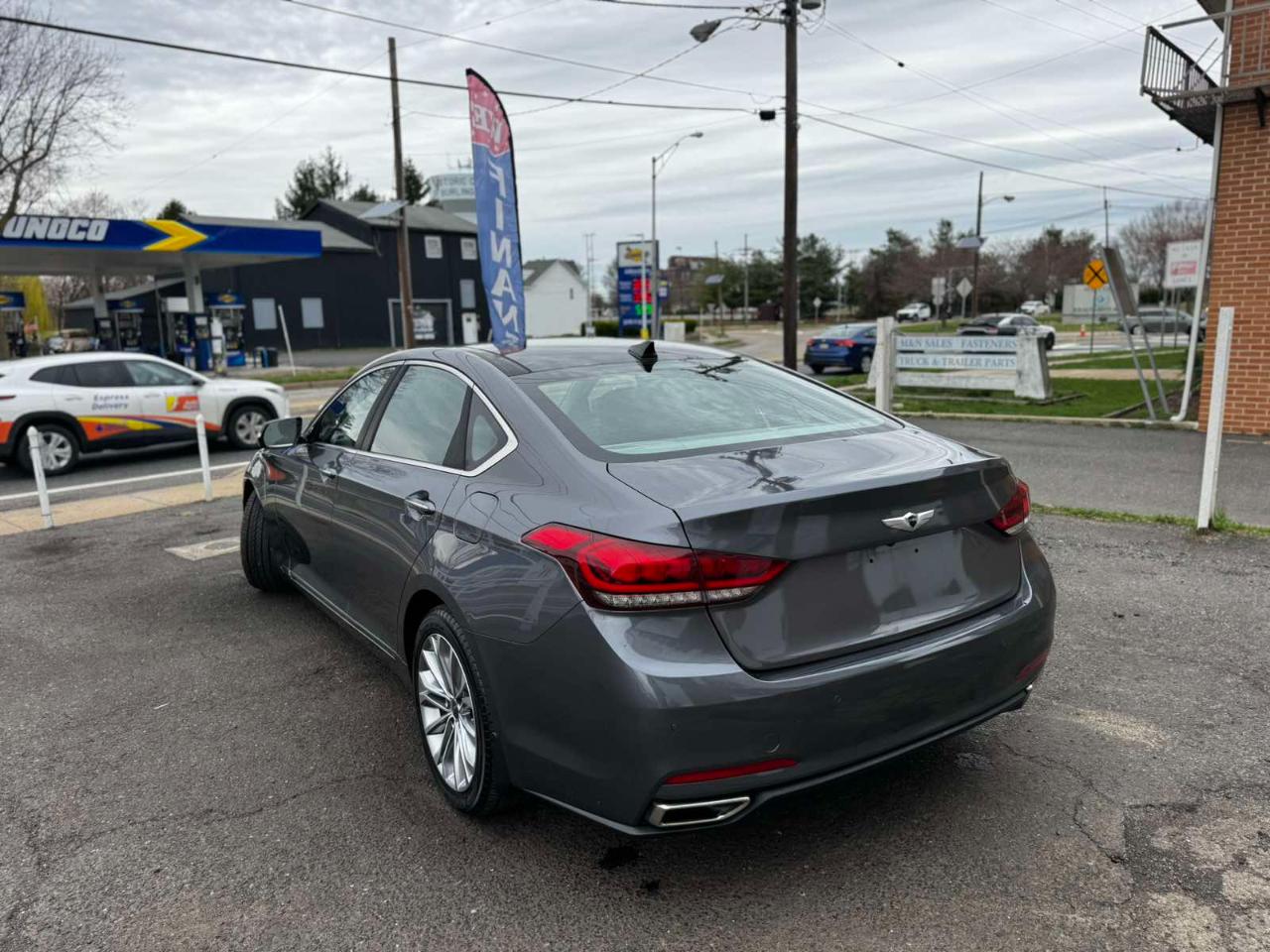 Hyundai Genesis 4dr Sdn V6 3.8L AWD 2015