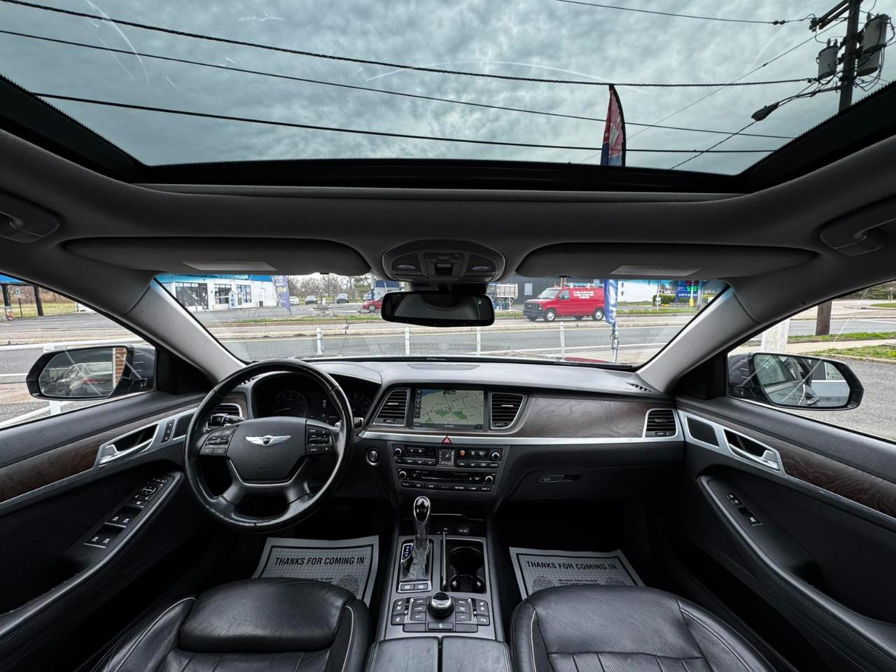 Hyundai Genesis 4dr Sdn V6 3.8L AWD 2015