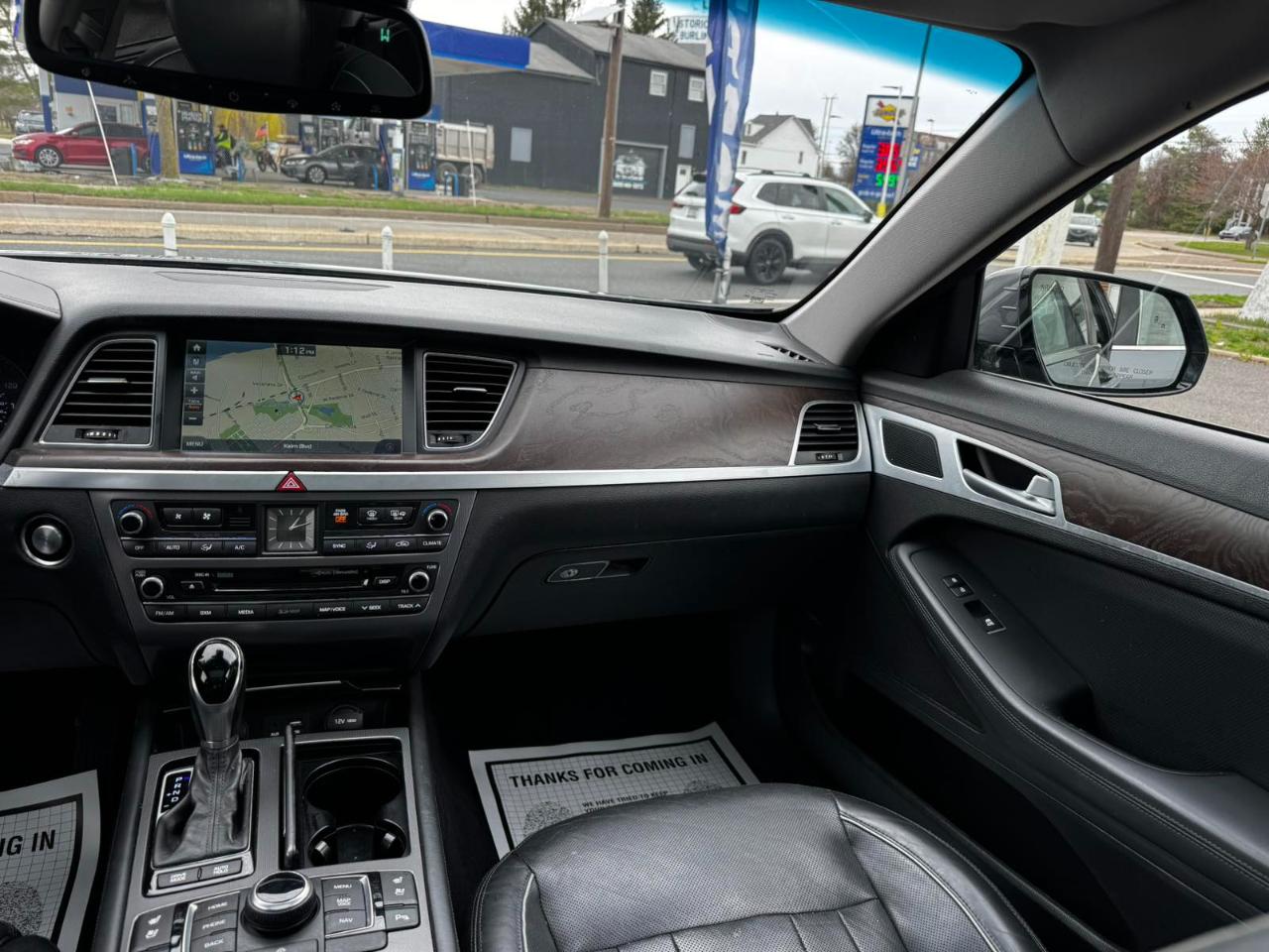 Hyundai Genesis 4dr Sdn V6 3.8L AWD 2015