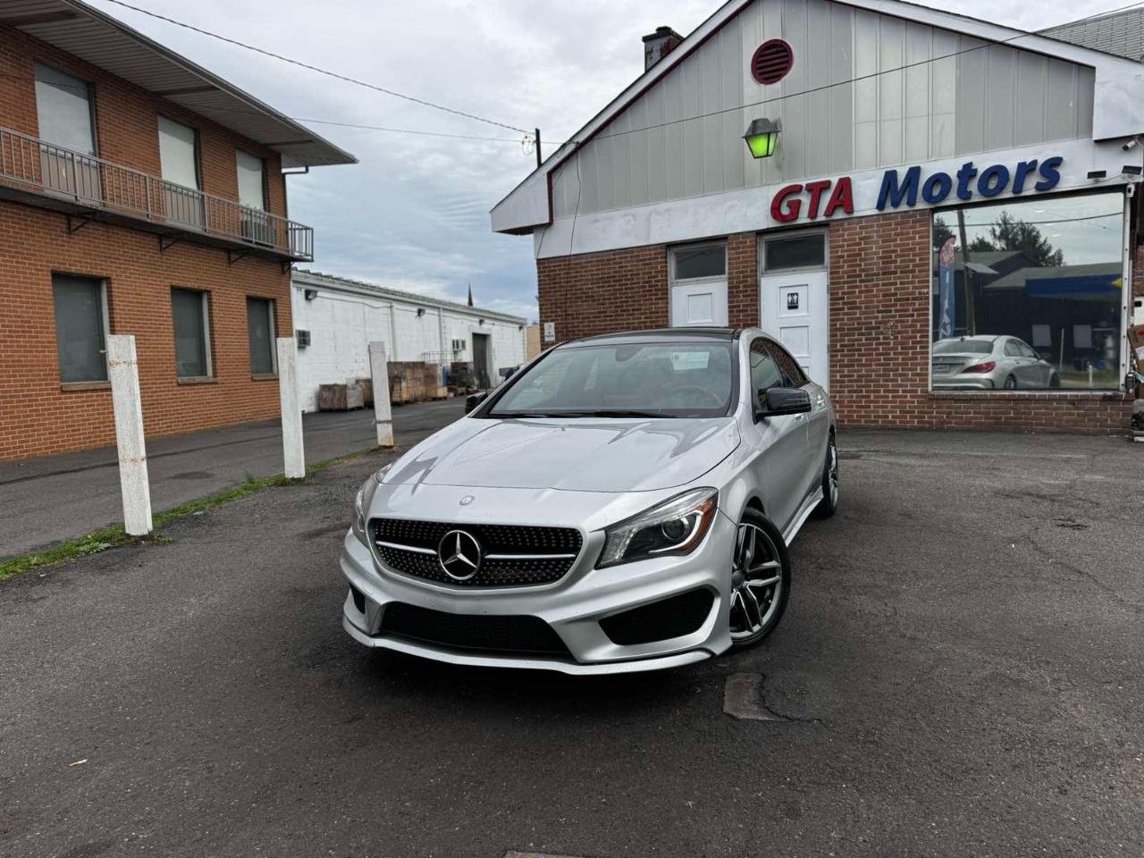 Mercedes-Benz CLA 4dr Sdn CLA 250 FWD 2016