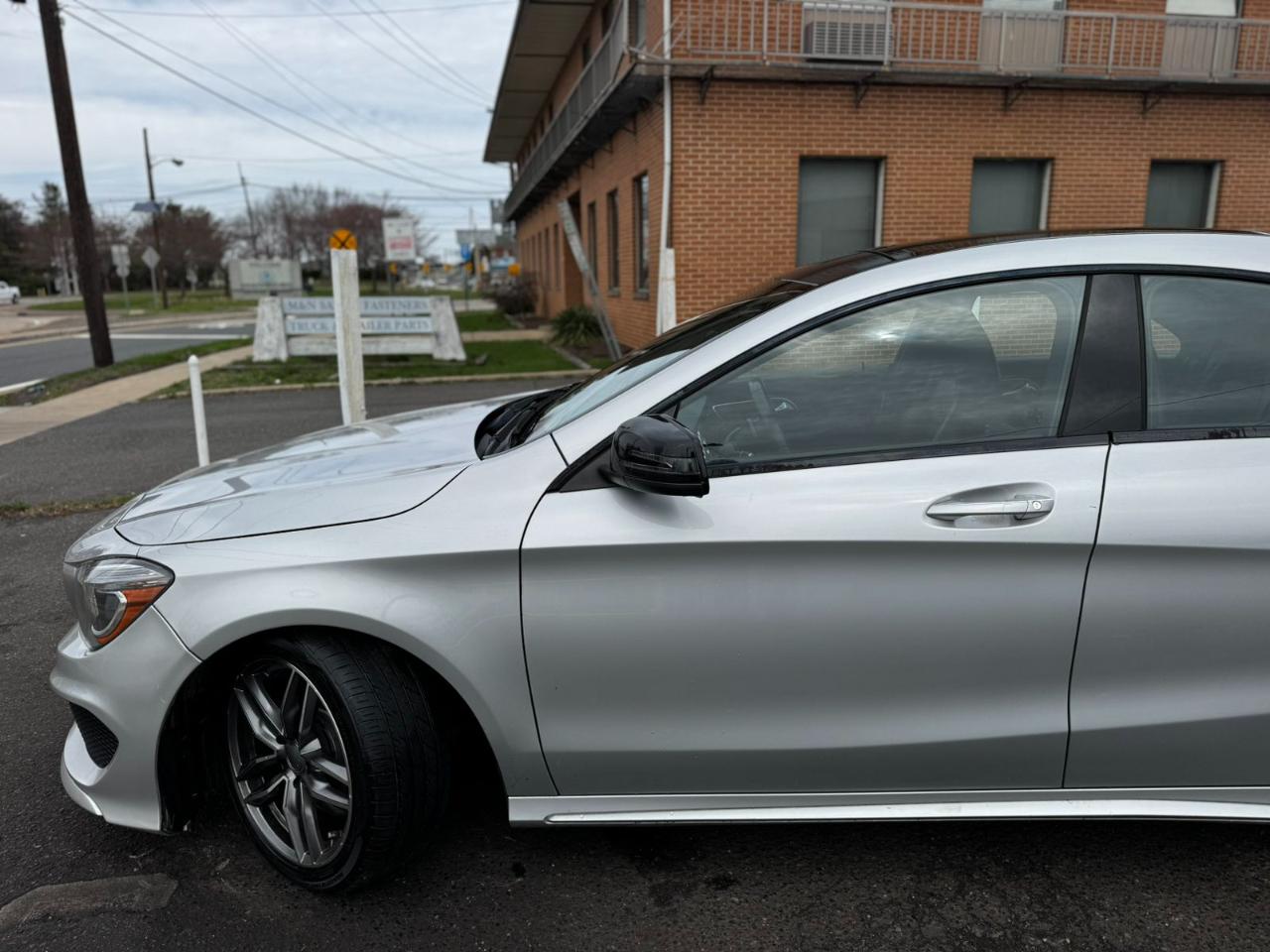 Mercedes-Benz CLA 4dr Sdn CLA 250 FWD 2016