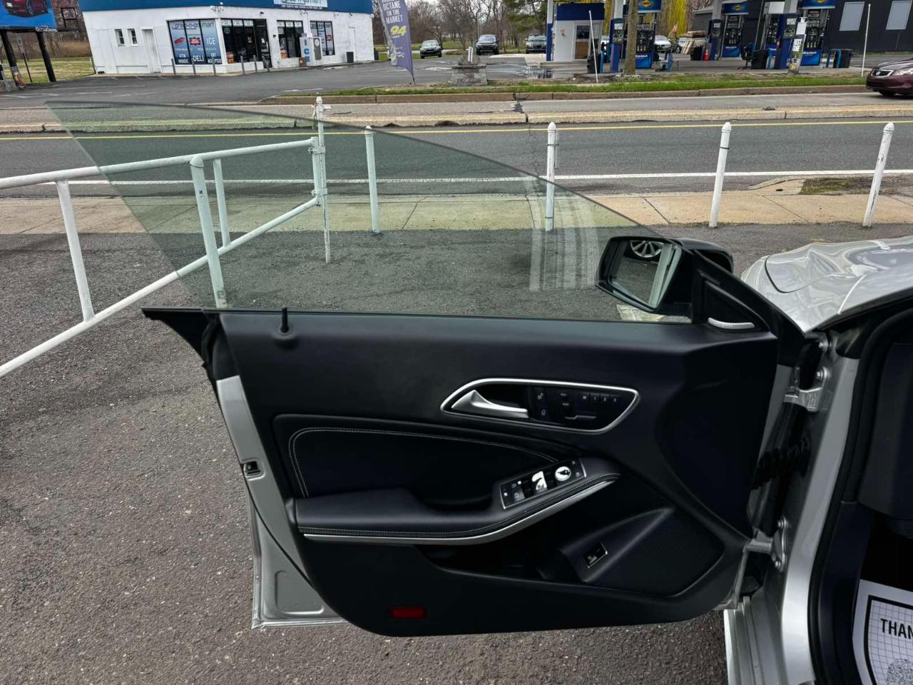 Mercedes-Benz CLA 4dr Sdn CLA 250 FWD 2016