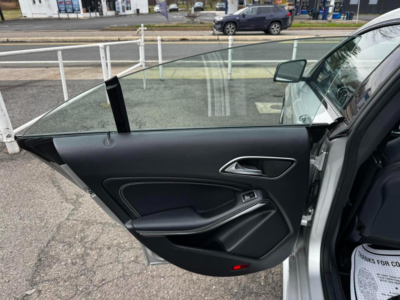 Mercedes-Benz CLA 4dr Sdn CLA 250 FWD 2016