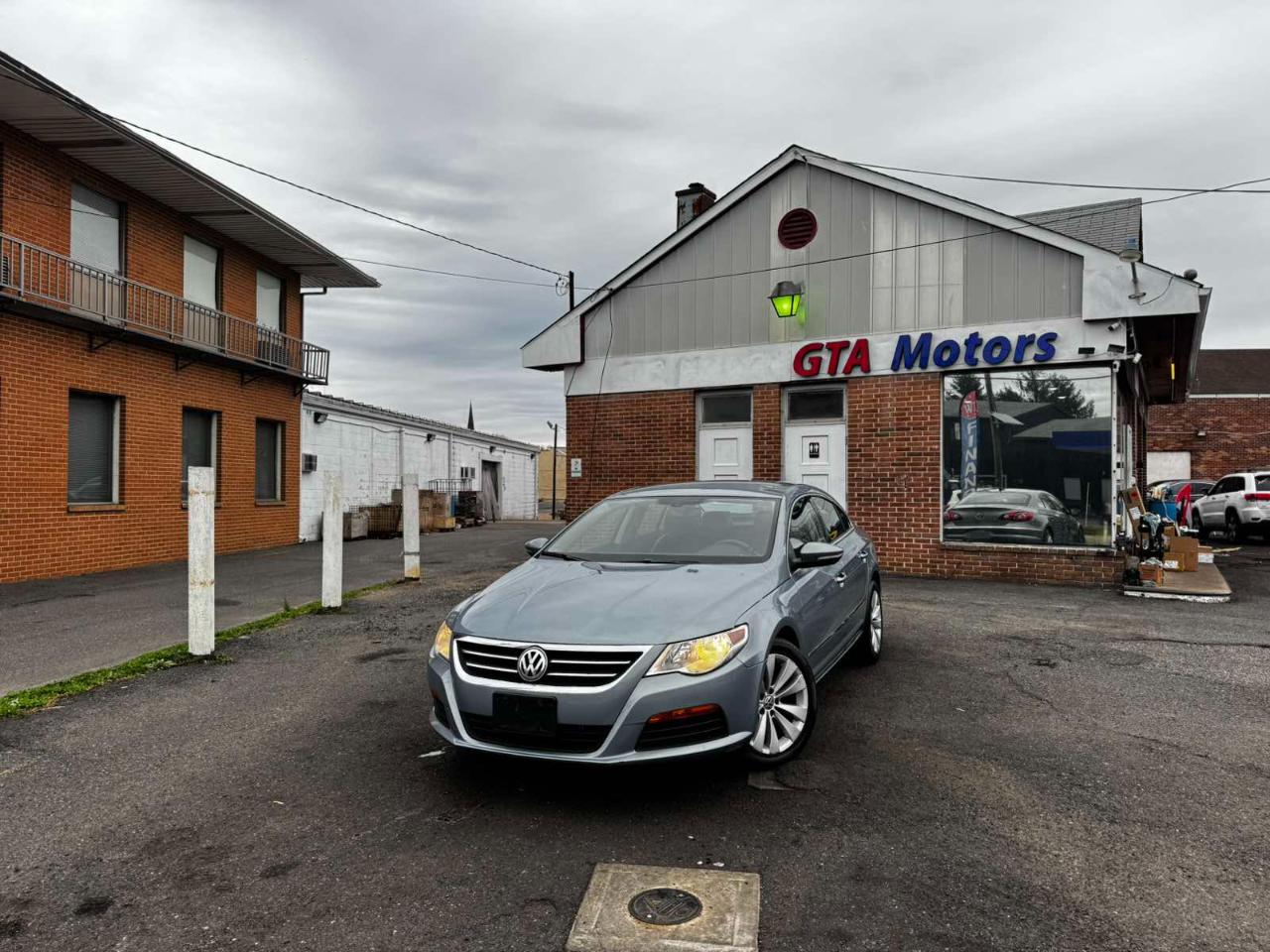 Volkswagen CC 4dr Sdn DSG R-Line PZEV 2012