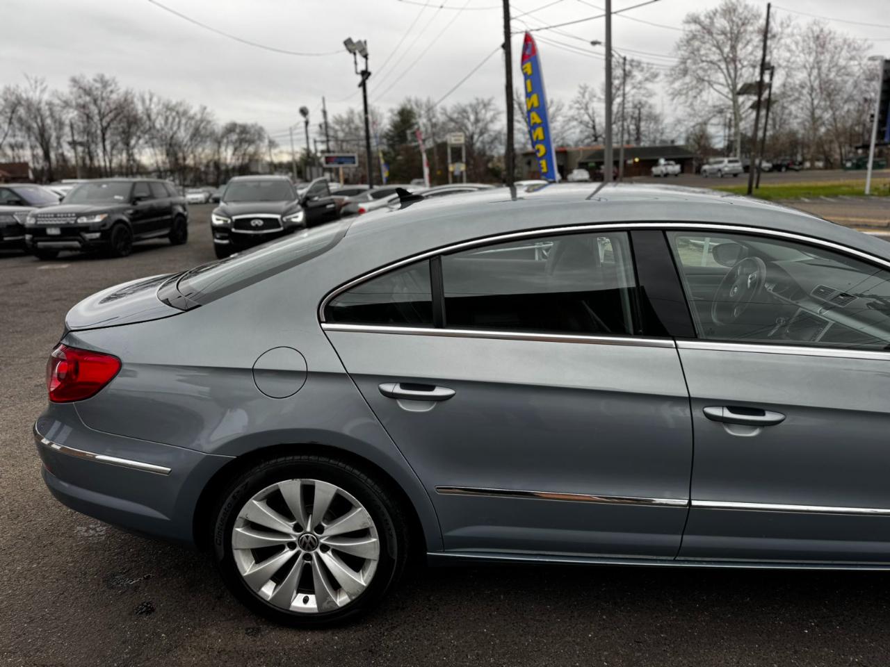 Volkswagen CC 4dr Sdn DSG R-Line PZEV 2012