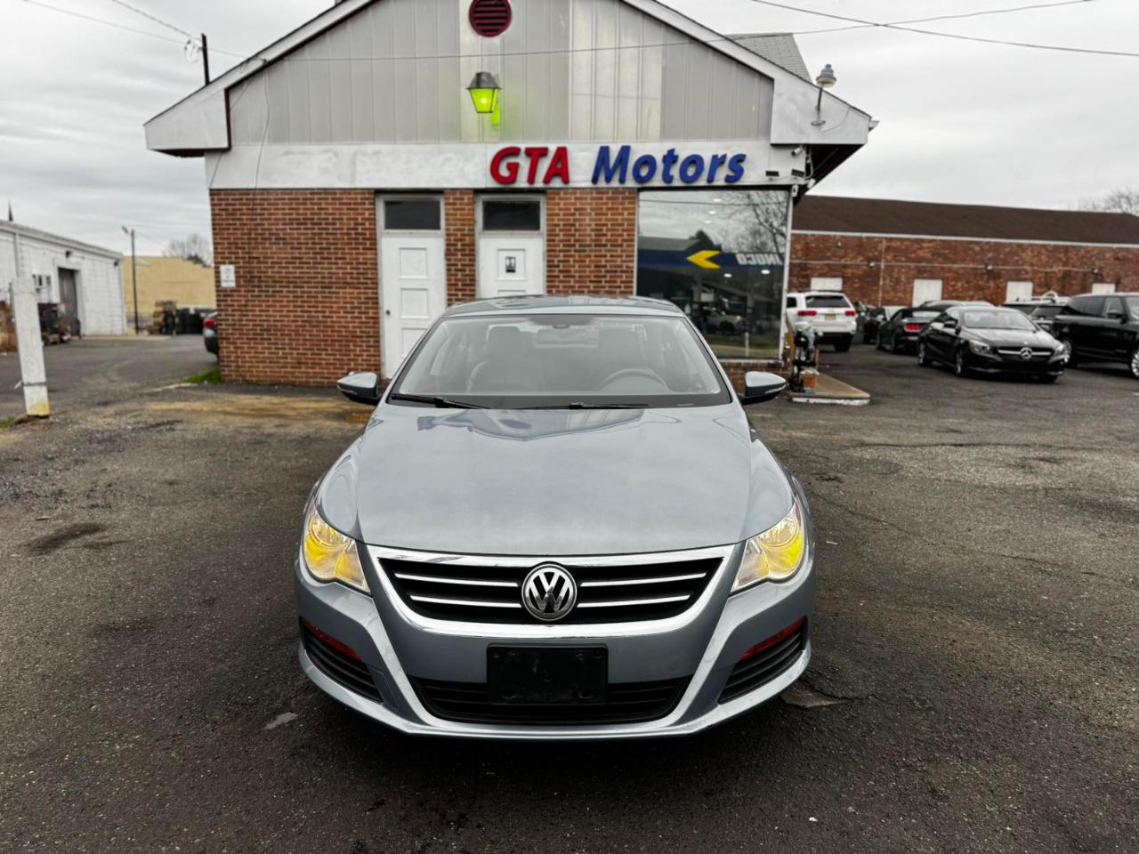 Volkswagen CC 4dr Sdn DSG R-Line PZEV 2012