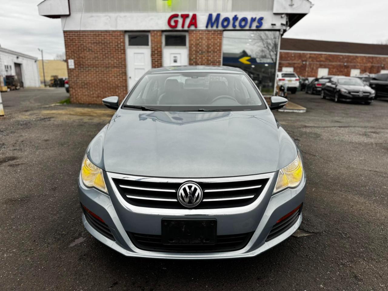 Volkswagen CC 4dr Sdn DSG R-Line PZEV 2012