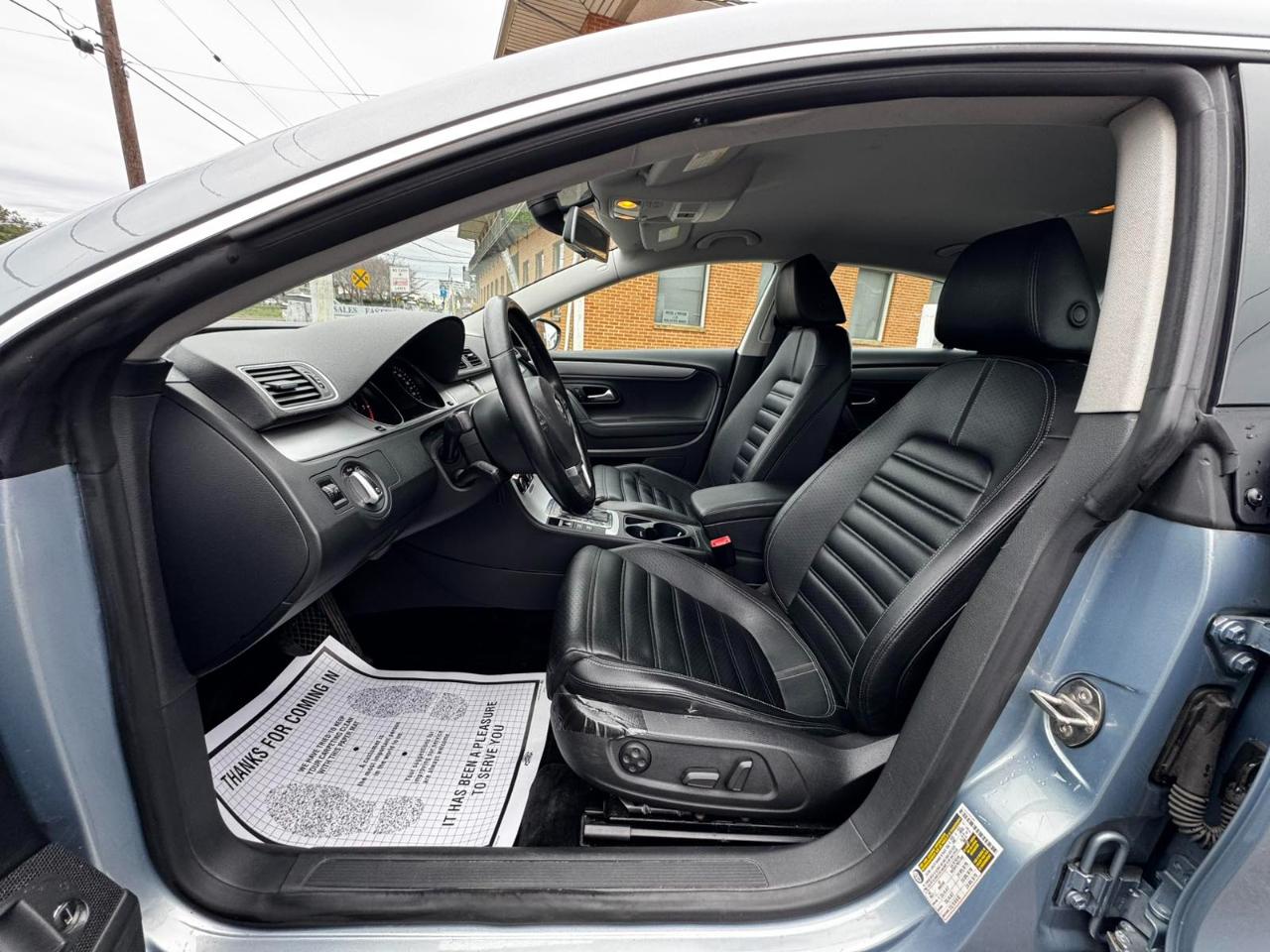 Volkswagen CC 4dr Sdn DSG R-Line PZEV 2012