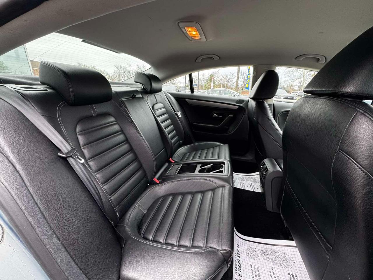 Volkswagen CC 4dr Sdn DSG R-Line PZEV 2012