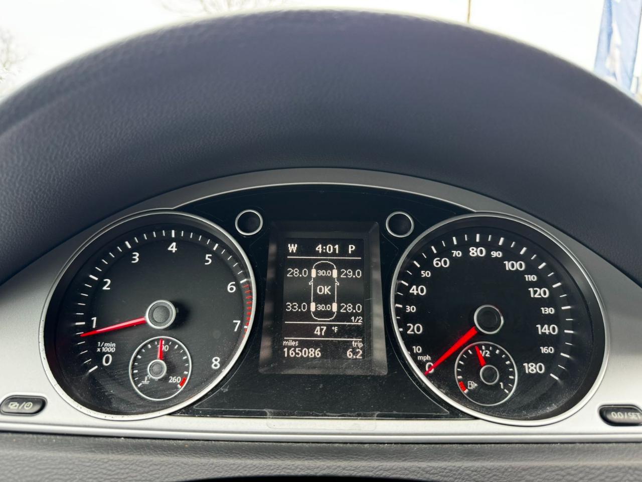 Volkswagen CC 4dr Sdn DSG R-Line PZEV 2012