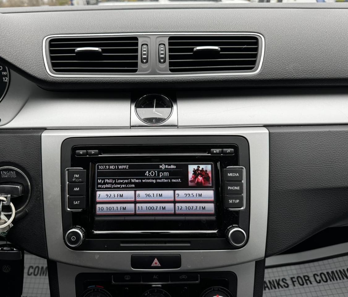 Volkswagen CC 4dr Sdn DSG R-Line PZEV 2012