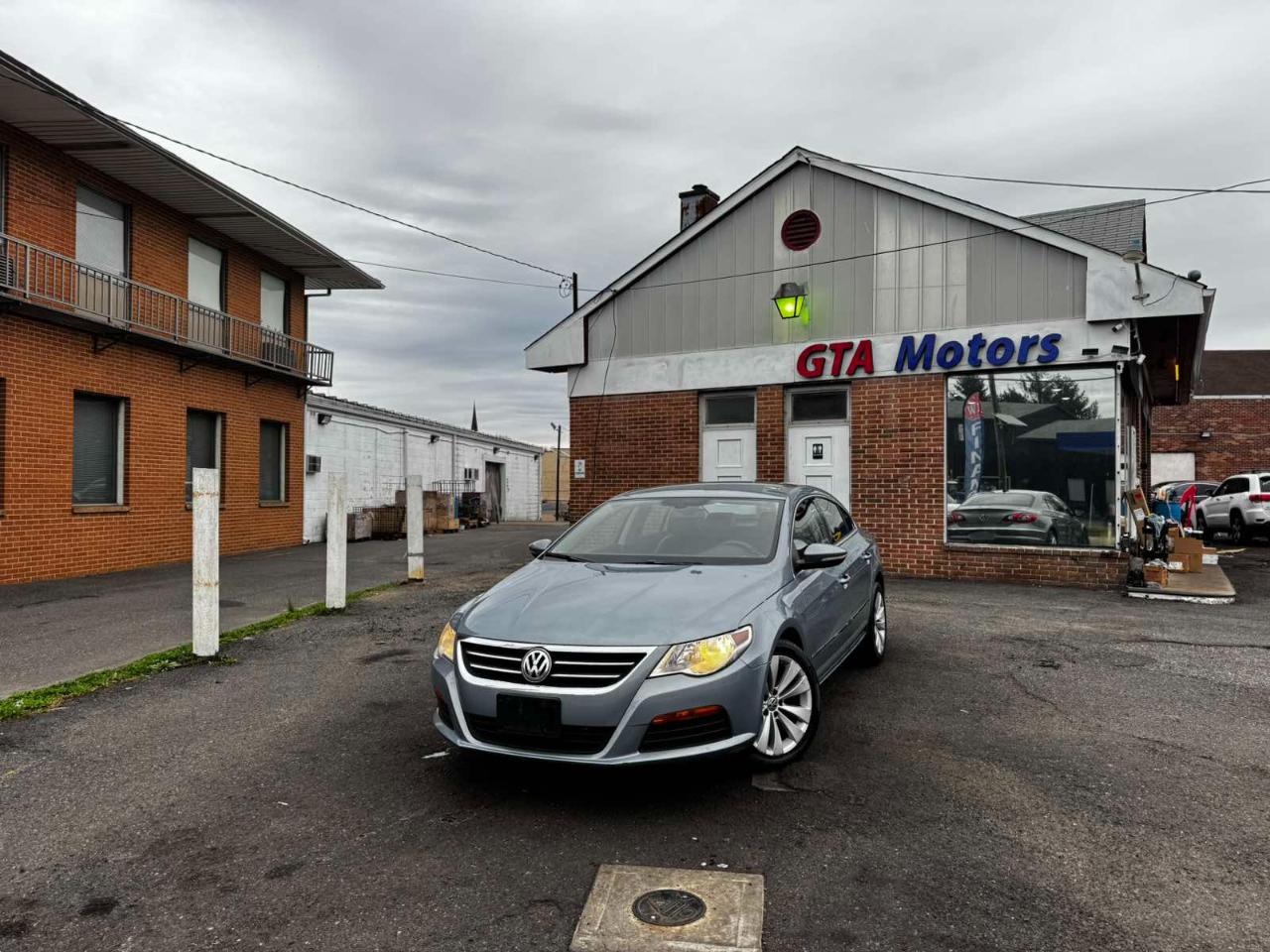 Volkswagen CC 4dr Sdn DSG R-Line PZEV 2012