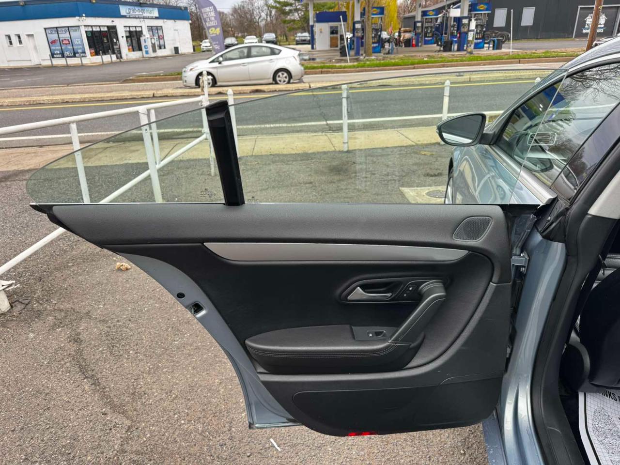 Volkswagen CC 4dr Sdn DSG R-Line PZEV 2012