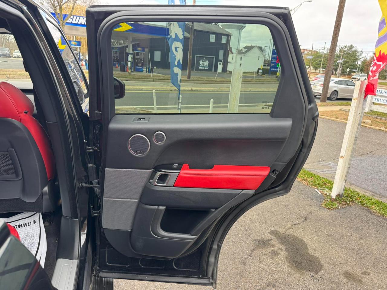 Land Rover Range Rover Sport 4WD 4dr V8 2016