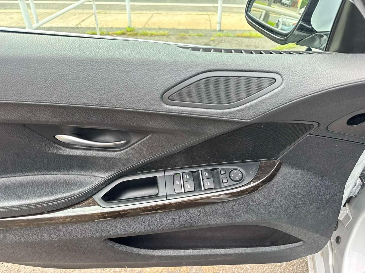 BMW 6 Series 4dr Sdn 640i xDrive AWD Gran Coupe 2014