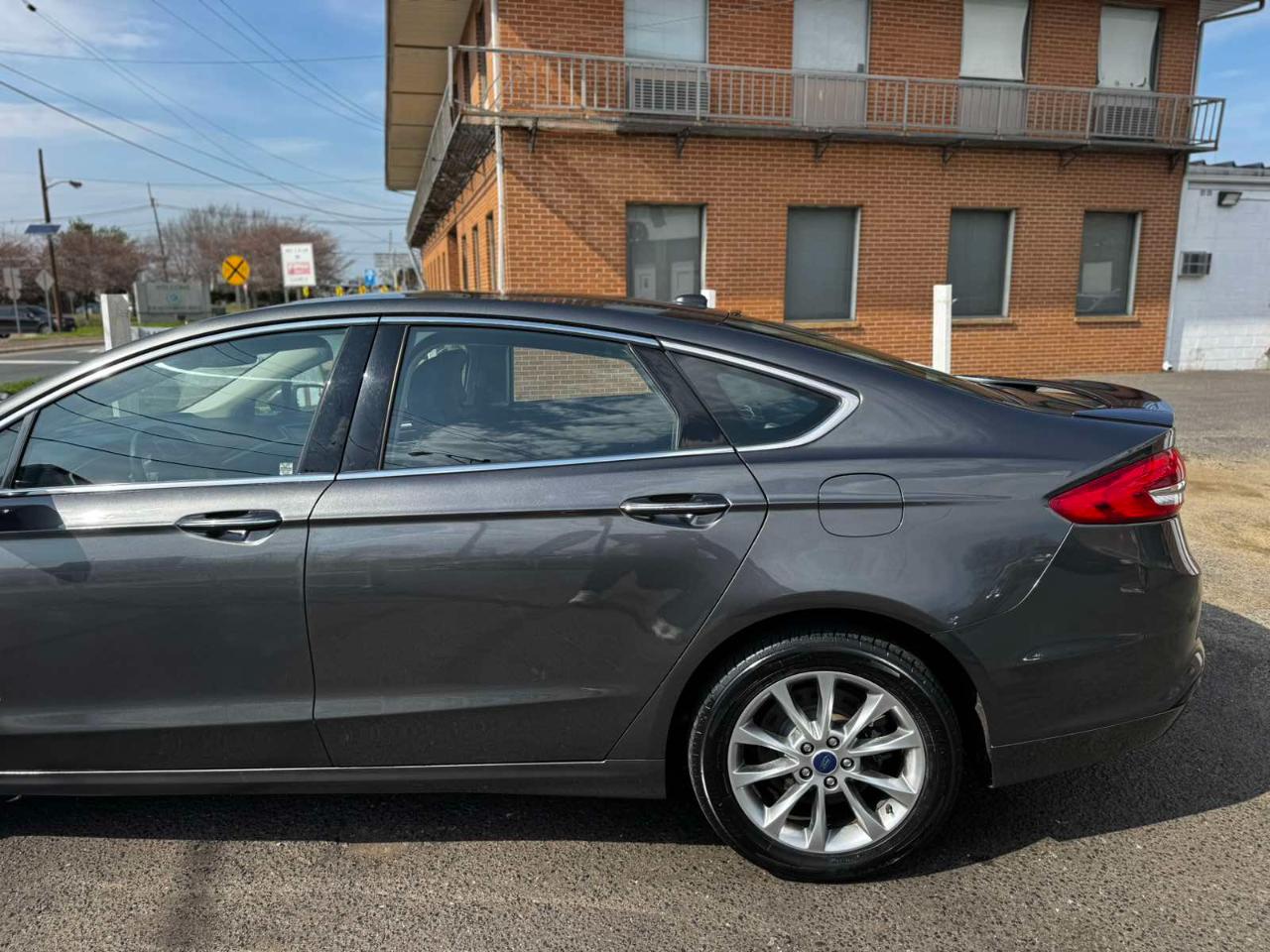 Ford Fusion Energi Titanium FWD 2018