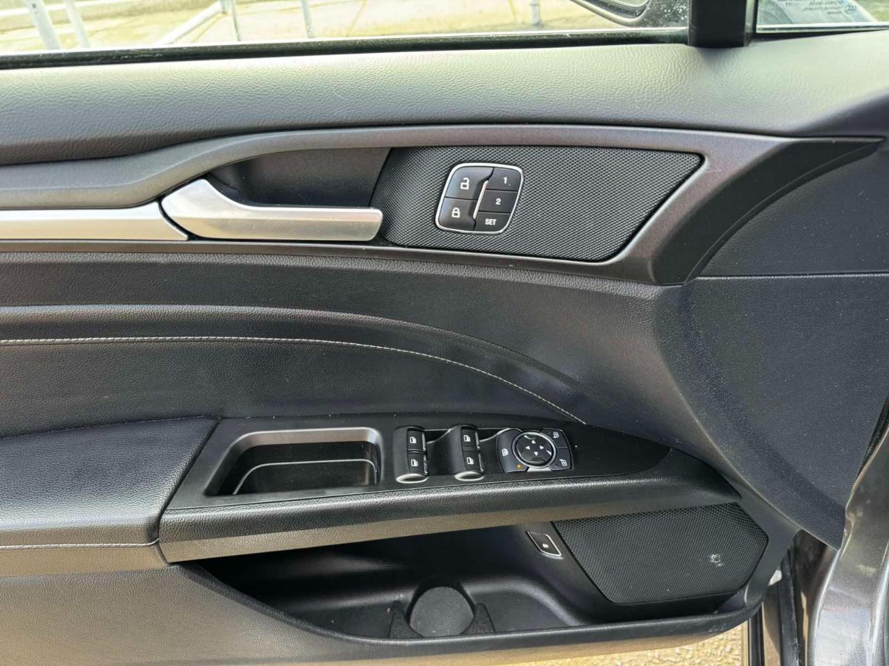 Ford Fusion Energi Titanium FWD 2018