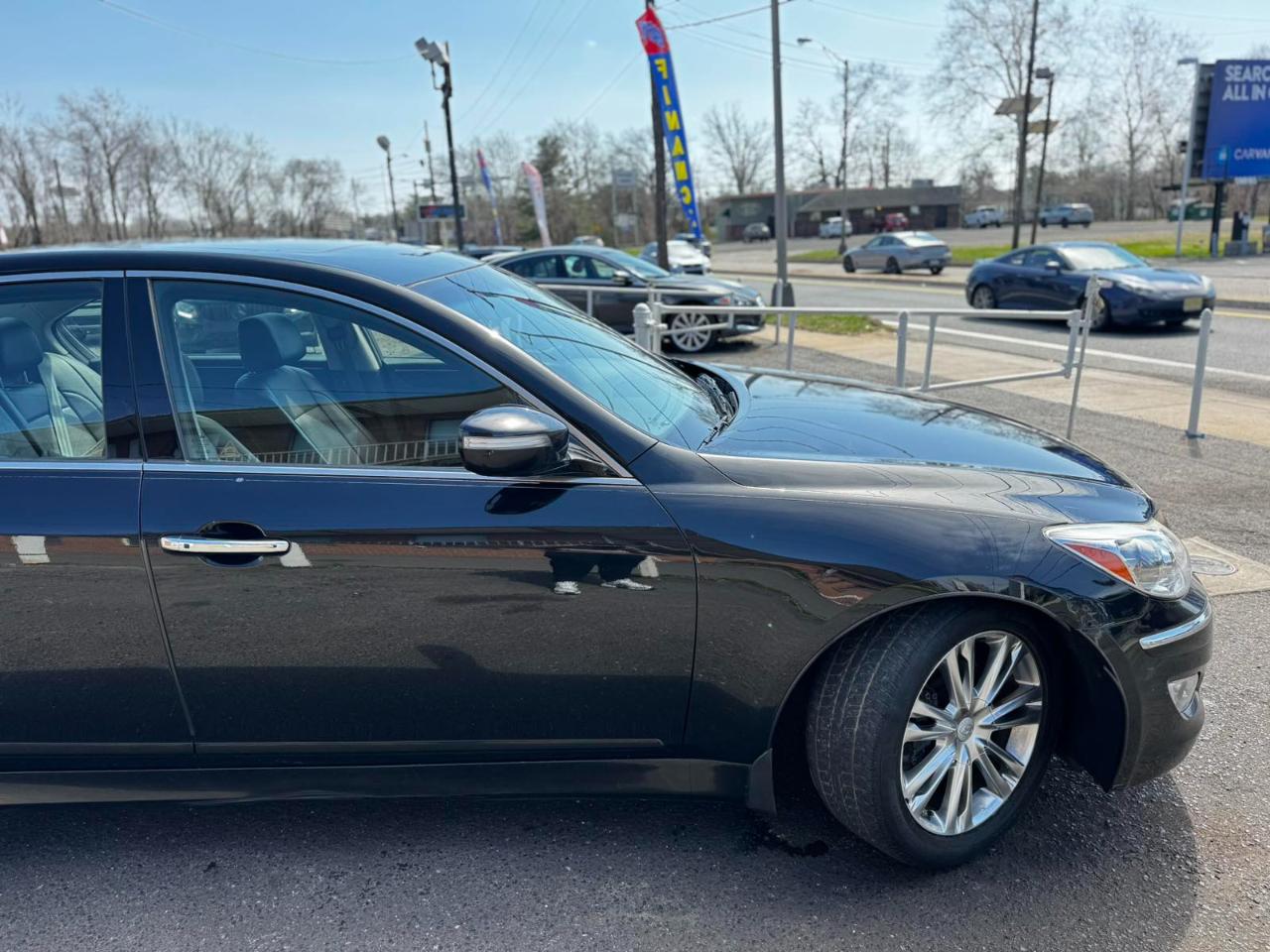 Hyundai Genesis 4dr Sdn V6 3.8L 2012