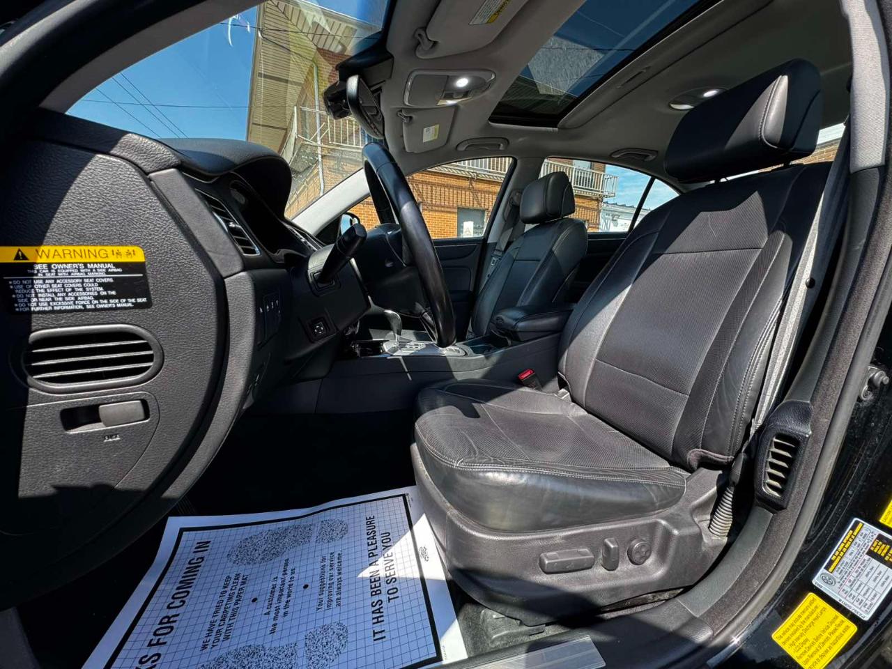 Hyundai Genesis 4dr Sdn V6 3.8L 2012