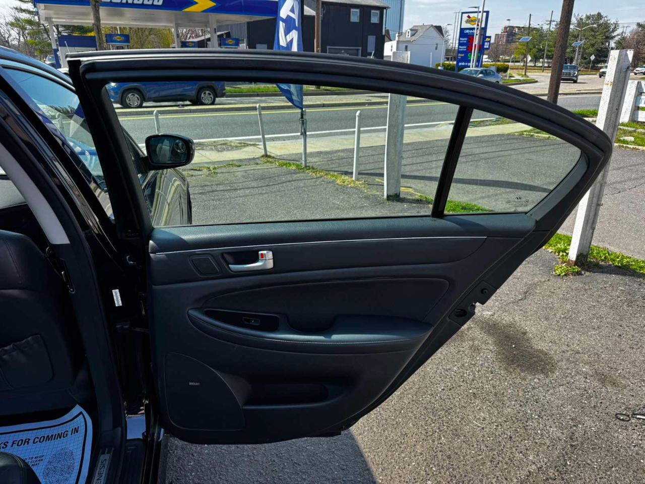 Hyundai Genesis 4dr Sdn V6 3.8L 2012