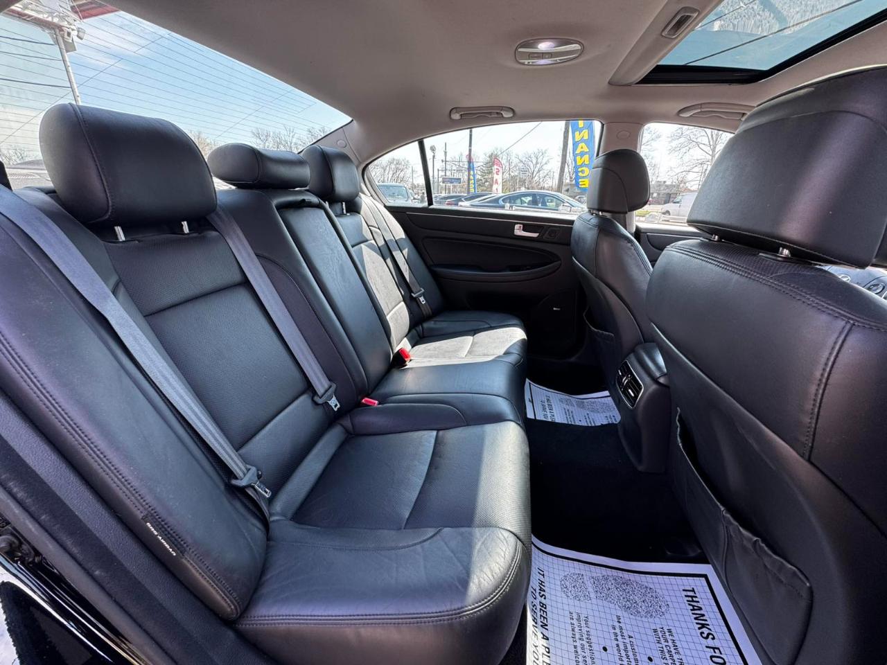 Hyundai Genesis 4dr Sdn V6 3.8L 2012