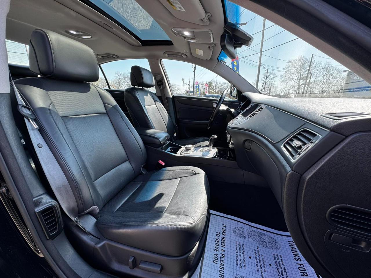 Hyundai Genesis 4dr Sdn V6 3.8L 2012