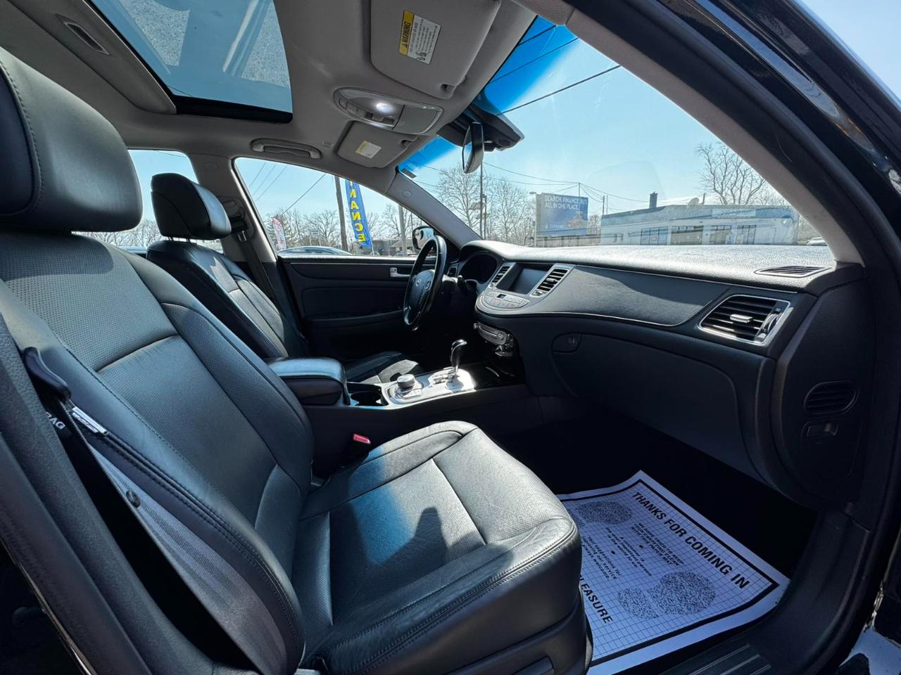 Hyundai Genesis 4dr Sdn V6 3.8L 2012