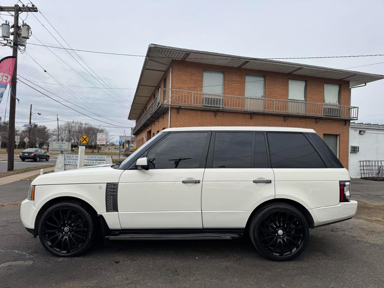 Land Rover Range Rover 4WD 4dr HSE LUX 2010