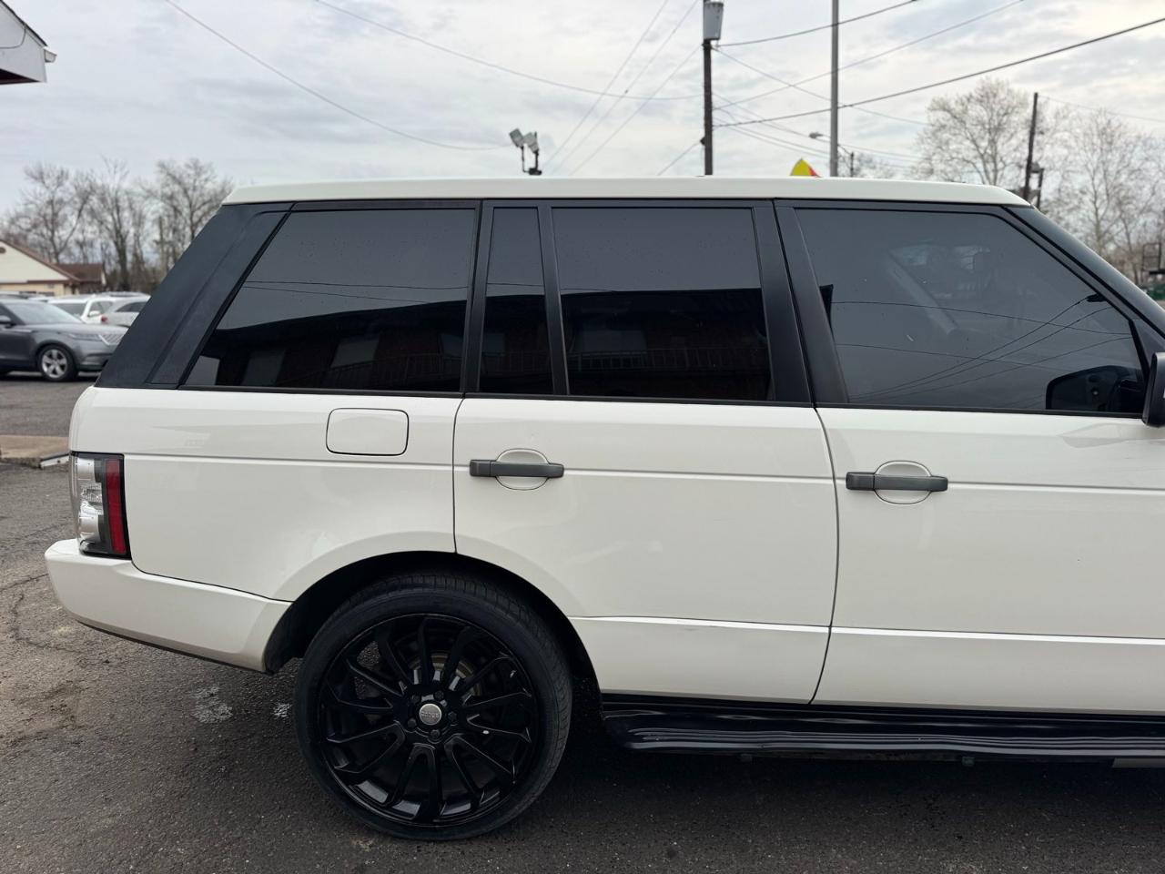 Land Rover Range Rover 4WD 4dr HSE LUX 2010