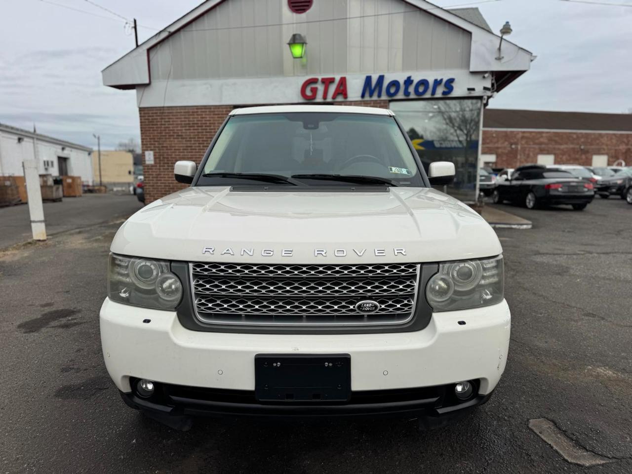 Land Rover Range Rover 4WD 4dr HSE LUX 2010