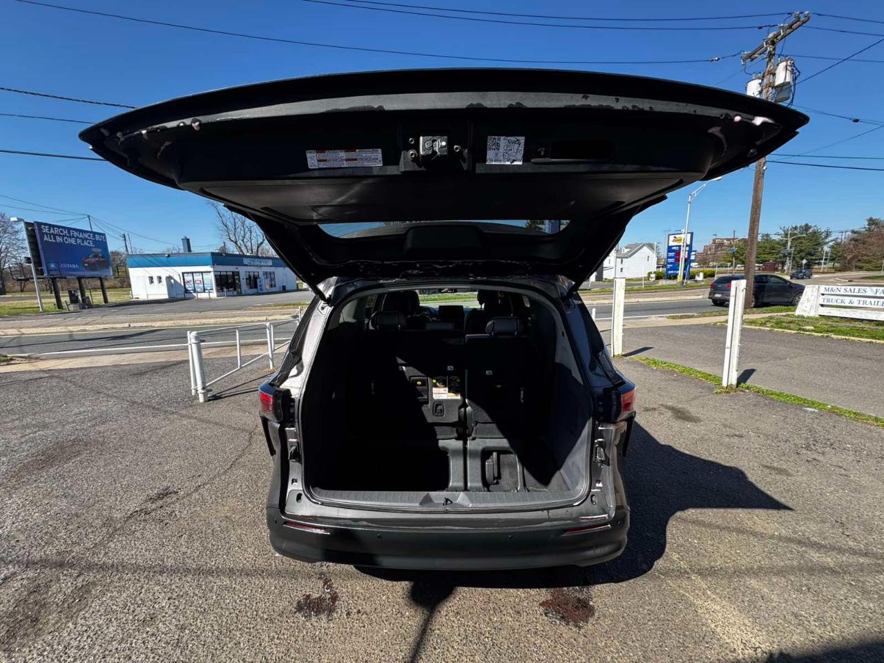 Toyota Sienna XLE FWD 7-Passenger (Natl) 2022