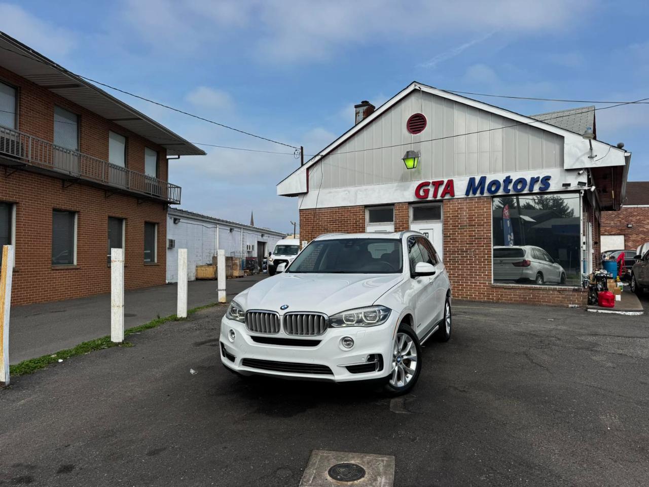 BMW X5 AWD 4dr xDrive50i 2015