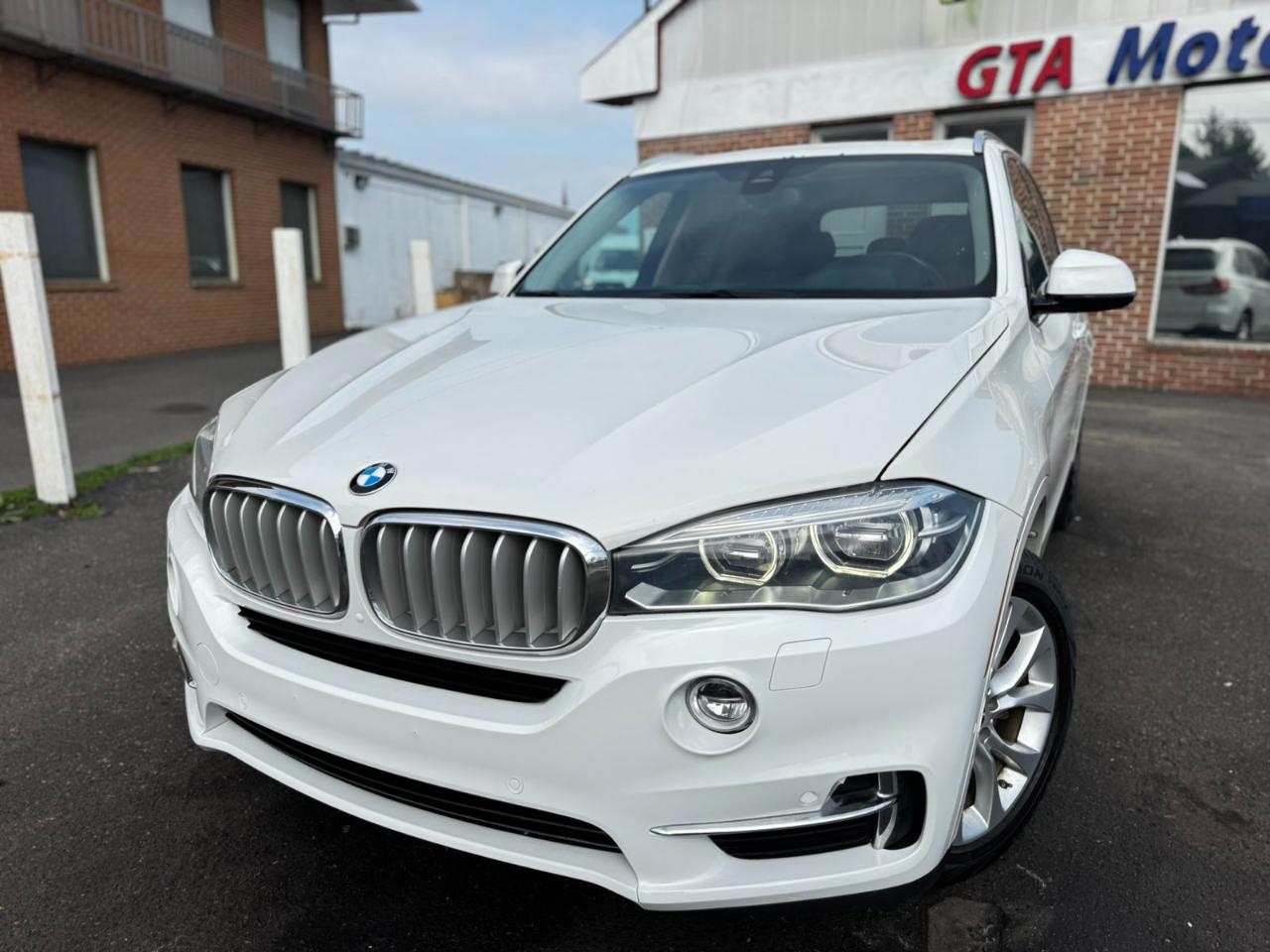 BMW X5 AWD 4dr xDrive50i 2015