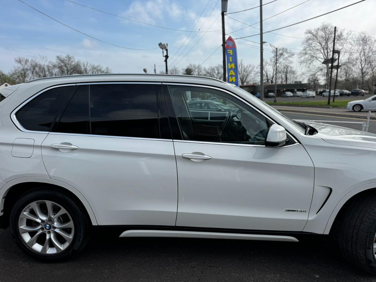 BMW X5 AWD 4dr xDrive50i 2015
