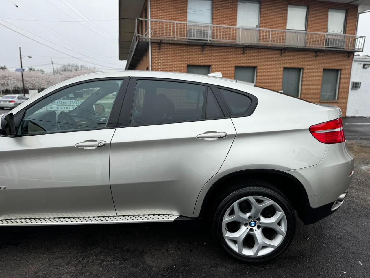 BMW X6 AWD 4dr 35i 2012