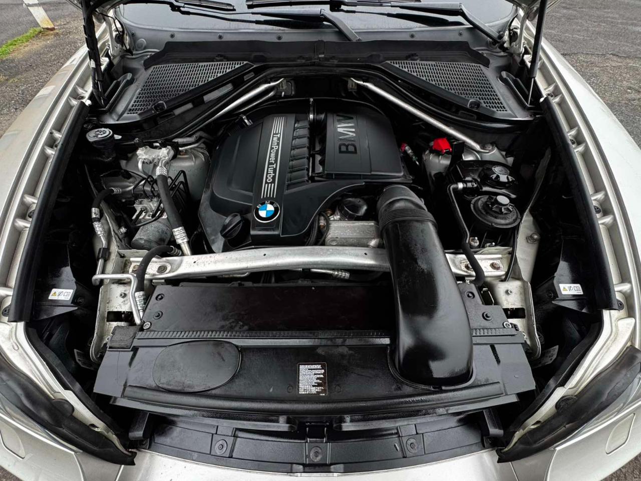 BMW X6 AWD 4dr 35i 2012