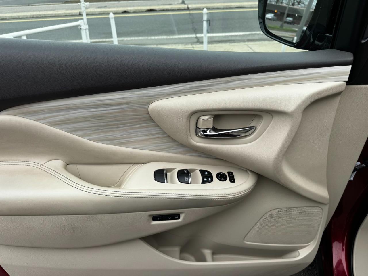 Nissan Murano AWD 4dr Platinum 2015